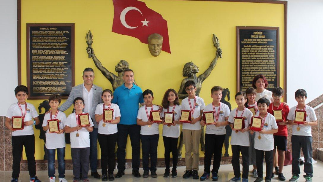 Robotex Turkey Festivalinden 3 ödülle dönen Alanya Bilim ve Sanat Merkezinden İlçe Milli Eğitim Müdürümüz Hüseyin ER'e ziyaret!